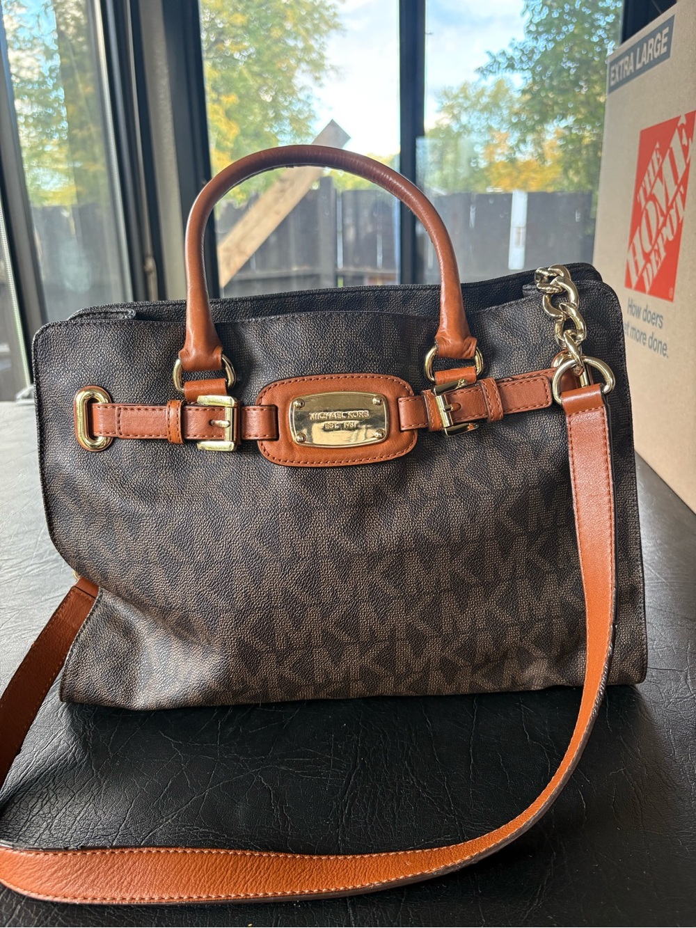 Michael Kors Hamilton Large Traveler Tote Brown Signature MK